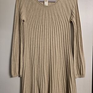 Max Studio Beige Pleated Dress